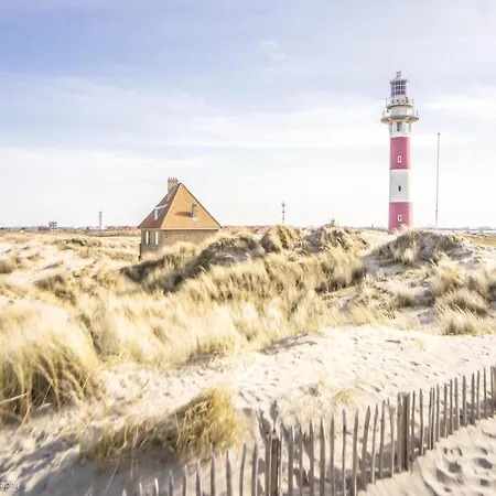 Apartamento Attic In With Sea Views, Cleaning Included Nieuwpoort