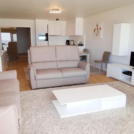 Attic In With Sea Views, Cleaning Included Apartamento